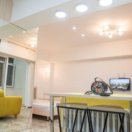Студия В Центре Ташкента Tashkent Exterior foto